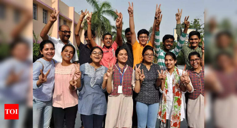 CBSE 10th, 12th Result 2022 LIVE Updates: CBSE Class 10 result soon, timing, direct link, digilocker, marking scheme – The Times of India